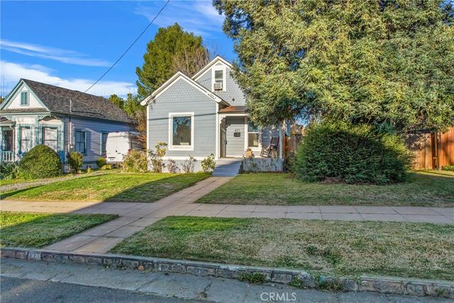 421 La Verne Street, Redlands, CA 92373