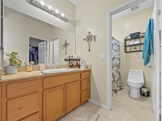 8731 Metta Cir, Riverside, CA 92503