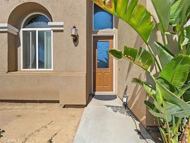 8731 Metta Cir, Riverside, CA 92503