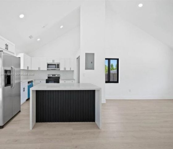 20620 SW 120th Pl, Miami, FL 33177