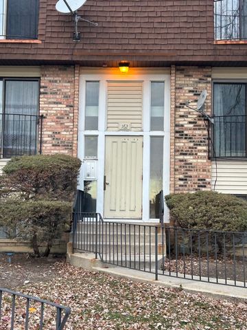 162 S Waters Edge Drive 301, Glendale Heights, IL 60139