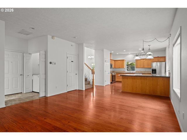 1753 Nw WONDERVIEW Ave, Gresham, OR 97030