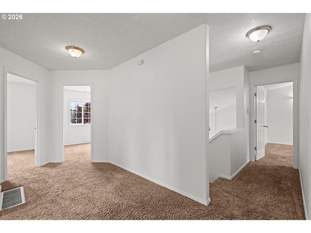 1753 Nw WONDERVIEW Ave, Gresham, OR 97030