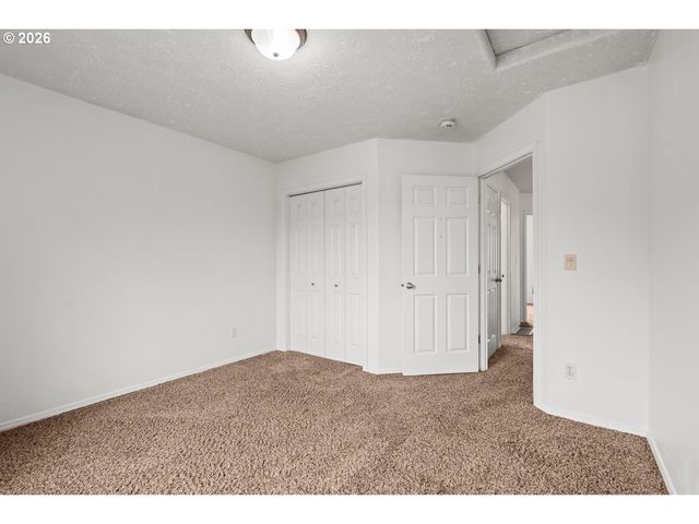 1753 Nw WONDERVIEW Ave, Gresham, OR 97030