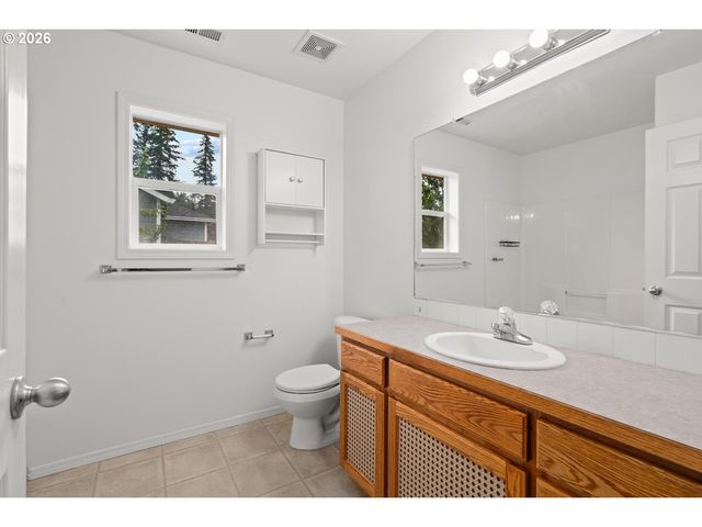 1753 Nw WONDERVIEW Ave, Gresham, OR 97030