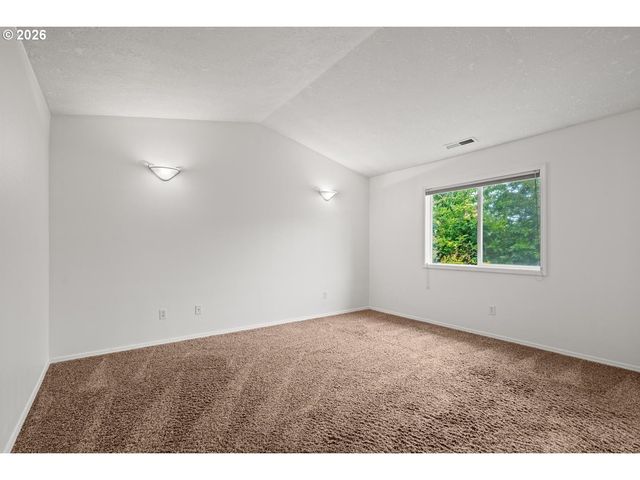 1753 Nw WONDERVIEW Ave, Gresham, OR 97030