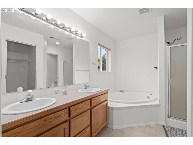 1753 Nw WONDERVIEW Ave, Gresham, OR 97030