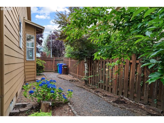 1753 Nw WONDERVIEW Ave, Gresham, OR 97030