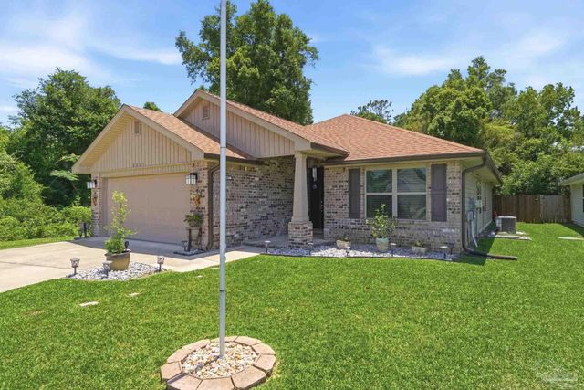 8803 Derby Ln, Pensacola, FL 32534