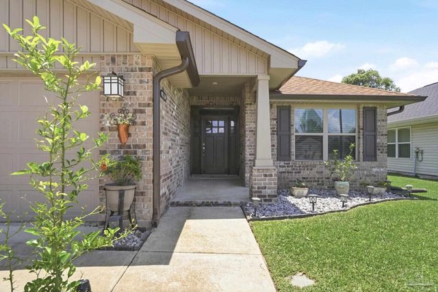 8803 Derby Ln, Pensacola, FL 32534