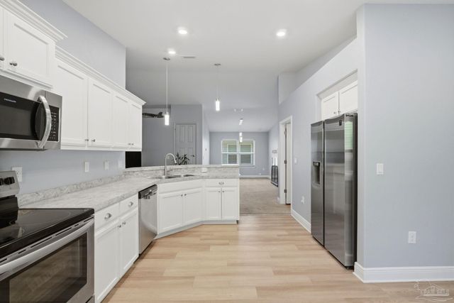 8803 Derby Ln, Pensacola, FL 32534