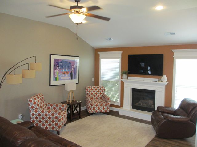 7506 WELLFORD CT, Columbia, MO 65203