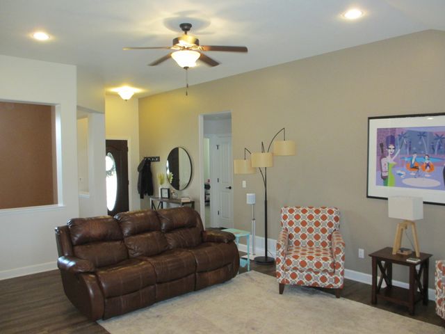 7506 WELLFORD CT, Columbia, MO 65203