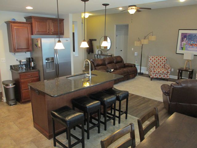 7506 WELLFORD CT, Columbia, MO 65203