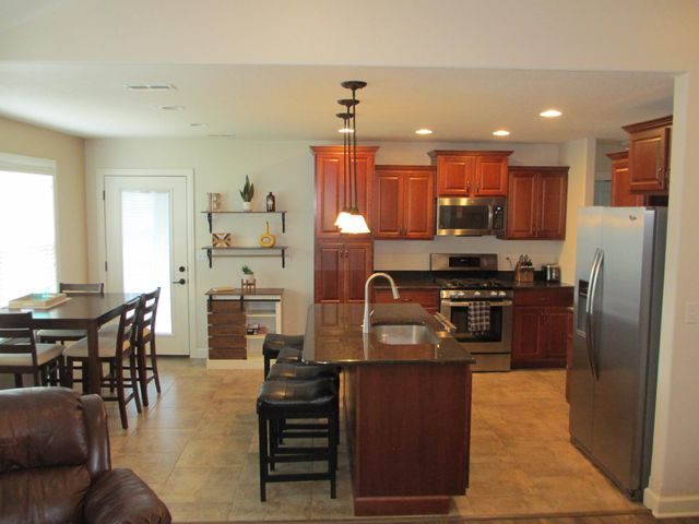 7506 WELLFORD CT, Columbia, MO 65203
