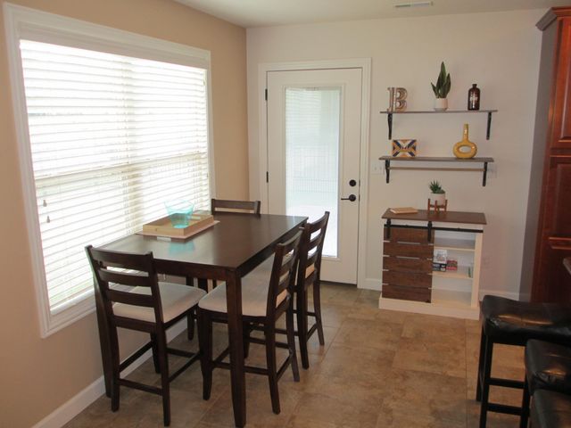 7506 WELLFORD CT, Columbia, MO 65203