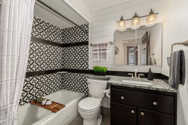 2249 W WINDROSE Drive, Phoenix, AZ 85029