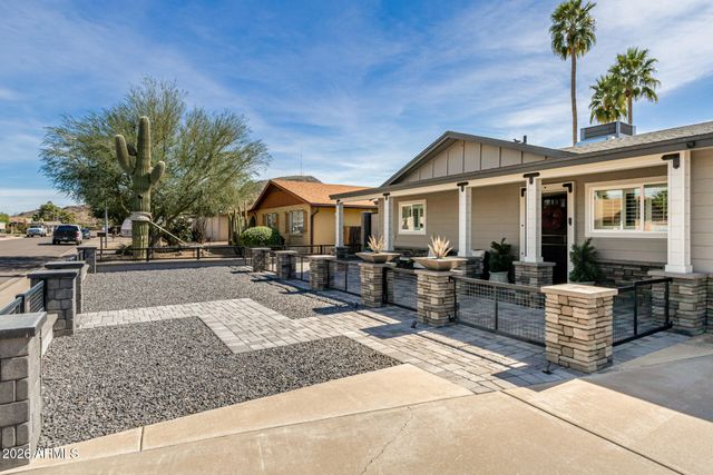 2249 W WINDROSE Drive, Phoenix, AZ 85029