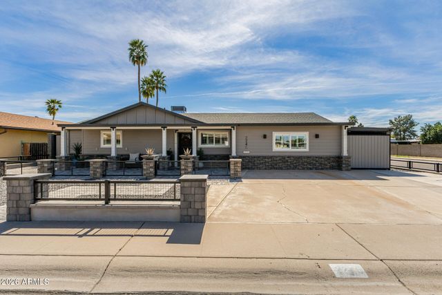 2249 W WINDROSE Drive, Phoenix, AZ 85029