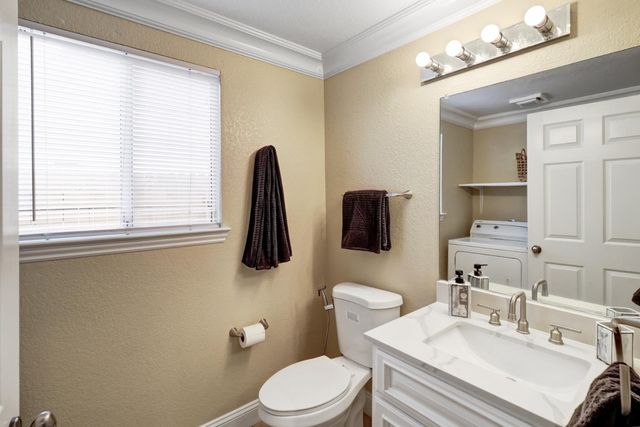 8520 Oakenshield Cir, Antelope, CA 95843
