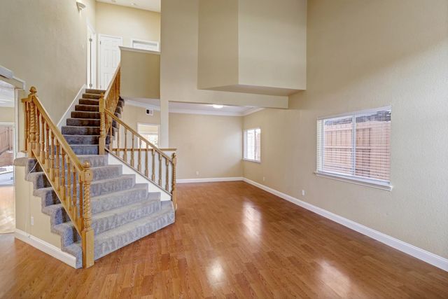 8520 Oakenshield Cir, Antelope, CA 95843