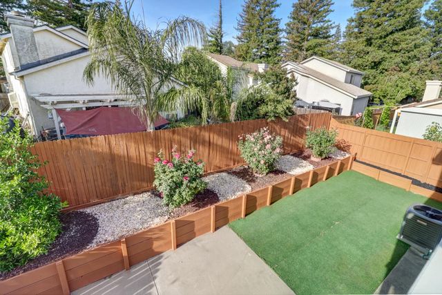 8520 Oakenshield Cir, Antelope, CA 95843