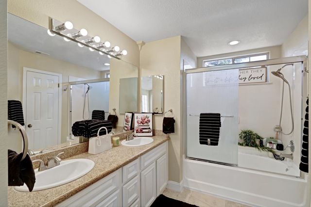 8520 Oakenshield Cir, Antelope, CA 95843