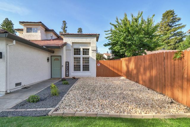 8520 Oakenshield Cir, Antelope, CA 95843