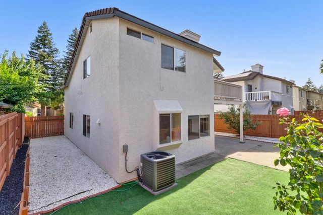 8520 Oakenshield Cir, Antelope, CA 95843