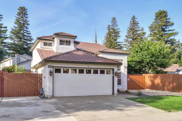 8520 Oakenshield Cir, Antelope, CA 95843