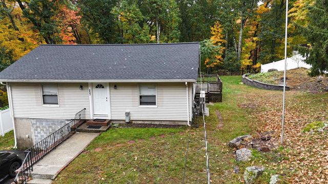 237 River Road, Tewksbury, MA 01876