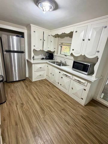 237 River Road, Tewksbury, MA 01876