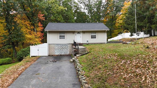 237 River Road, Tewksbury, MA 01876