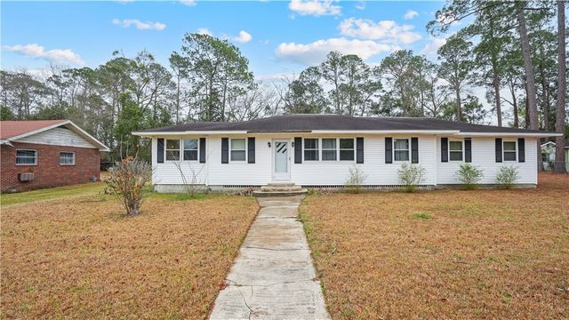 535 S 4th Street, Jesup, GA 31545