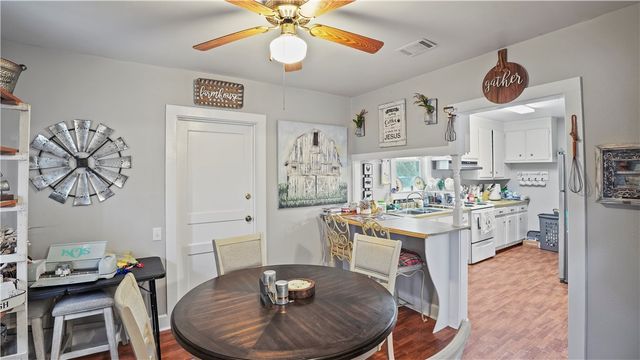 535 S 4th Street, Jesup, GA 31545