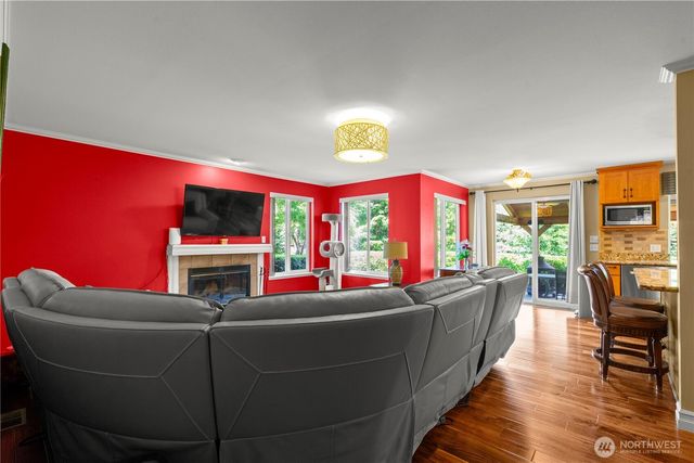 34940 7th Avenue SW, Federal Way, WA 98023