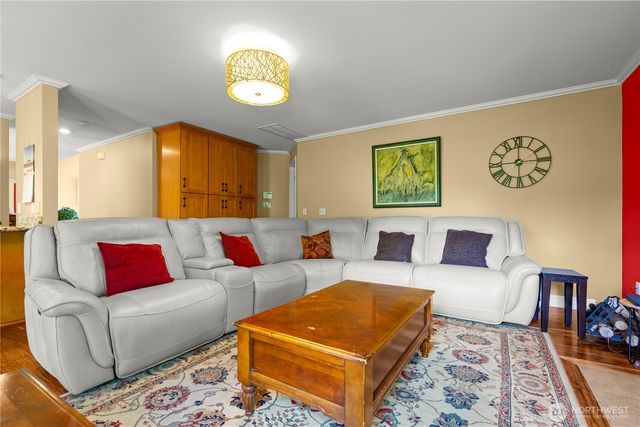 34940 7th Avenue SW, Federal Way, WA 98023