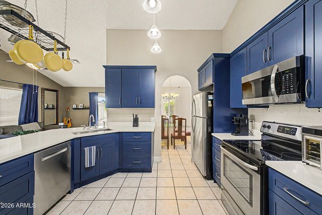 620 S KENWOOD Lane, Chandler, AZ 85226