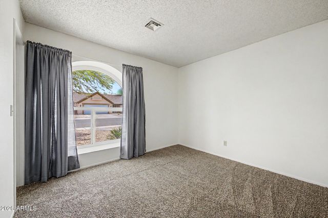 620 S KENWOOD Lane, Chandler, AZ 85226