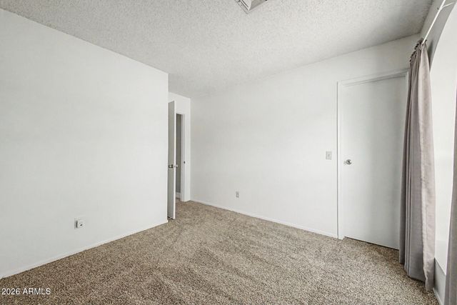 620 S KENWOOD Lane, Chandler, AZ 85226