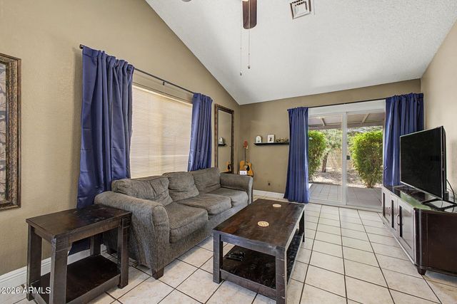 620 S KENWOOD Lane, Chandler, AZ 85226