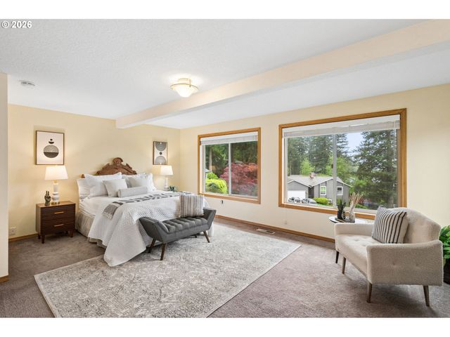 828 Sw WILSON Ct, Gresham, OR 97080