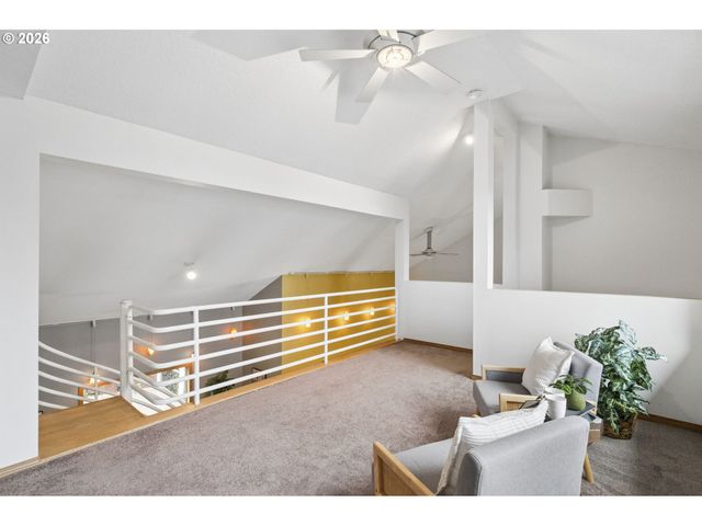 828 Sw WILSON Ct, Gresham, OR 97080