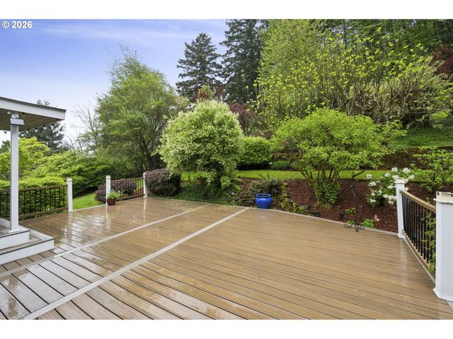 828 Sw WILSON Ct, Gresham, OR 97080