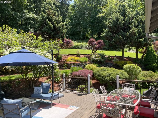 828 Sw WILSON Ct, Gresham, OR 97080