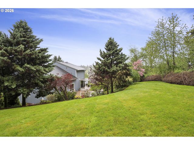 828 Sw WILSON Ct, Gresham, OR 97080