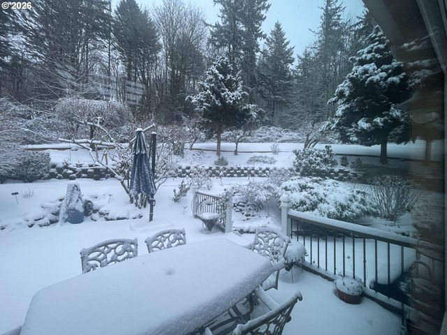 828 Sw WILSON Ct, Gresham, OR 97080