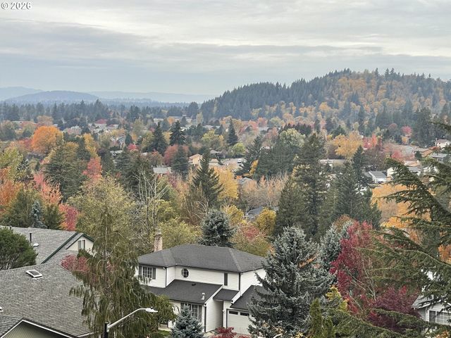 828 Sw WILSON Ct, Gresham, OR 97080