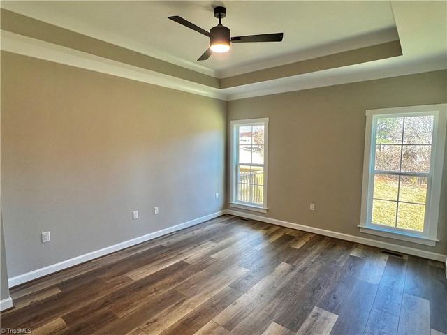 2142 Elizabeth Drive, Mount Airy, NC 27030