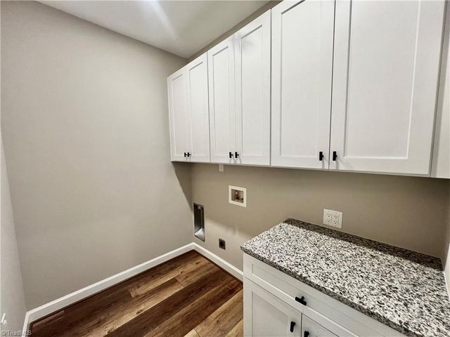 2142 Elizabeth Drive, Mount Airy, NC 27030